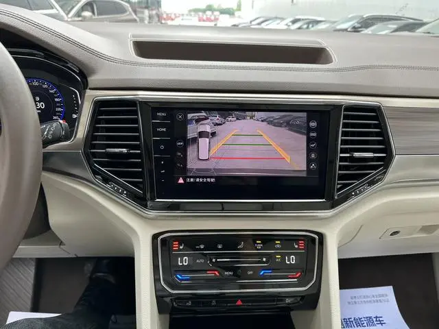 Volkswagen Weiran 380TSI Premium Edition