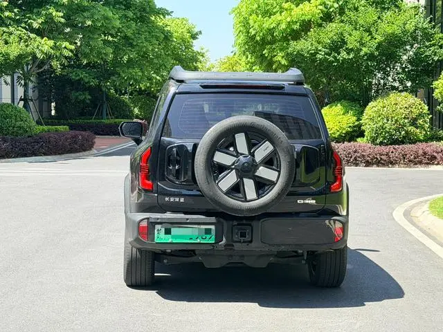 Shenlan Deepal Dark blue G318 Four-wheel drive air suspension version