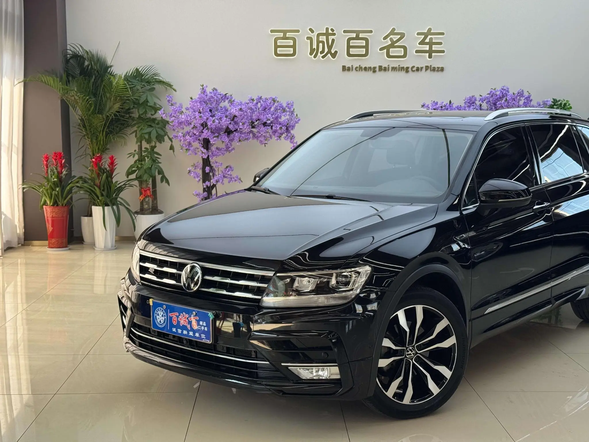 Volkswagen Tiguan L 330TSI automatic two-wheel drive R-Line Premium edition