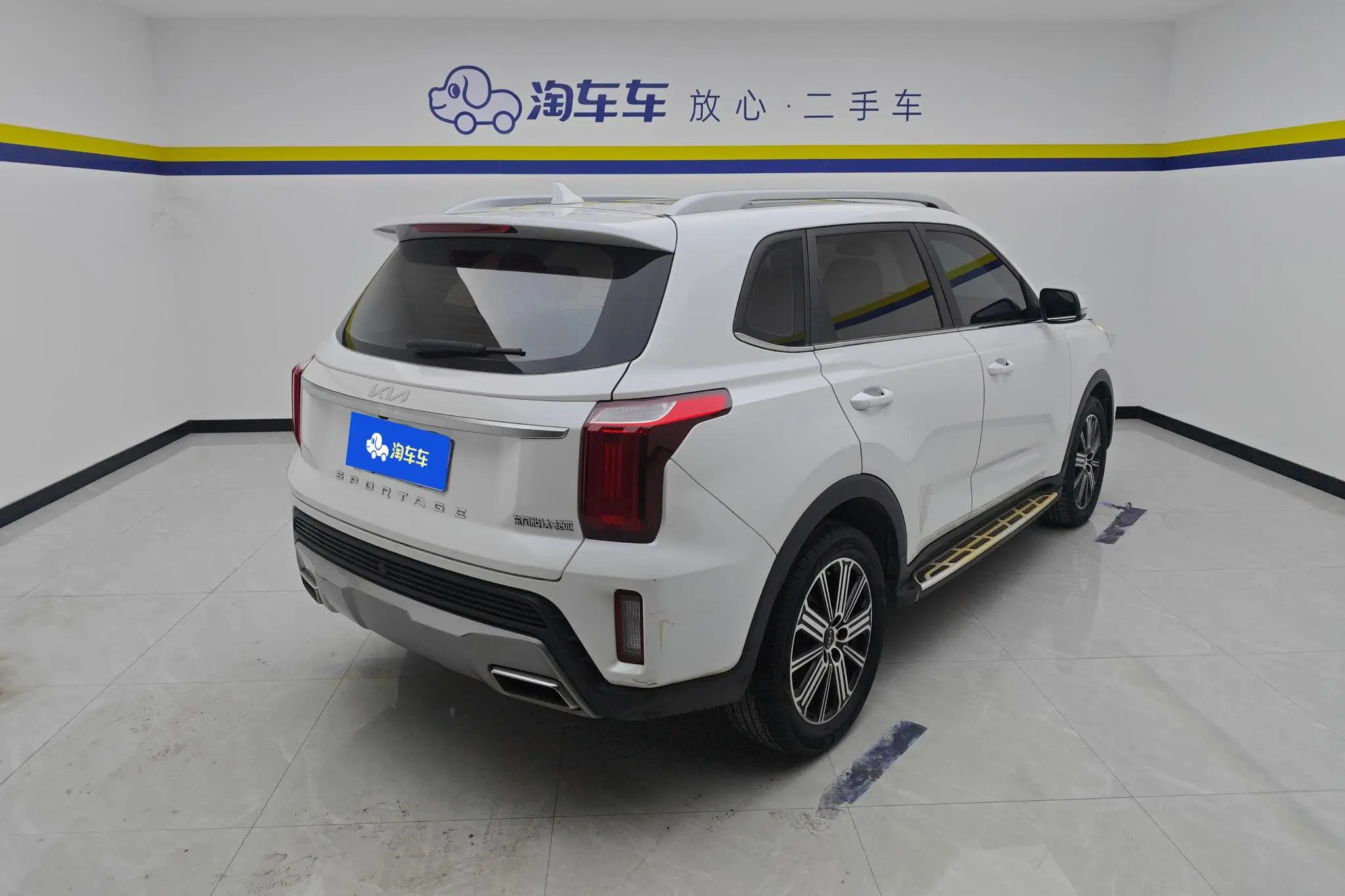 Kia Smart running Ace 2.0L Challenge Edition