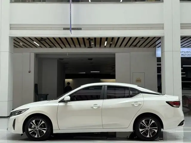 Nissan Xuan Yi 1.6L CVT Smart Driving Version
