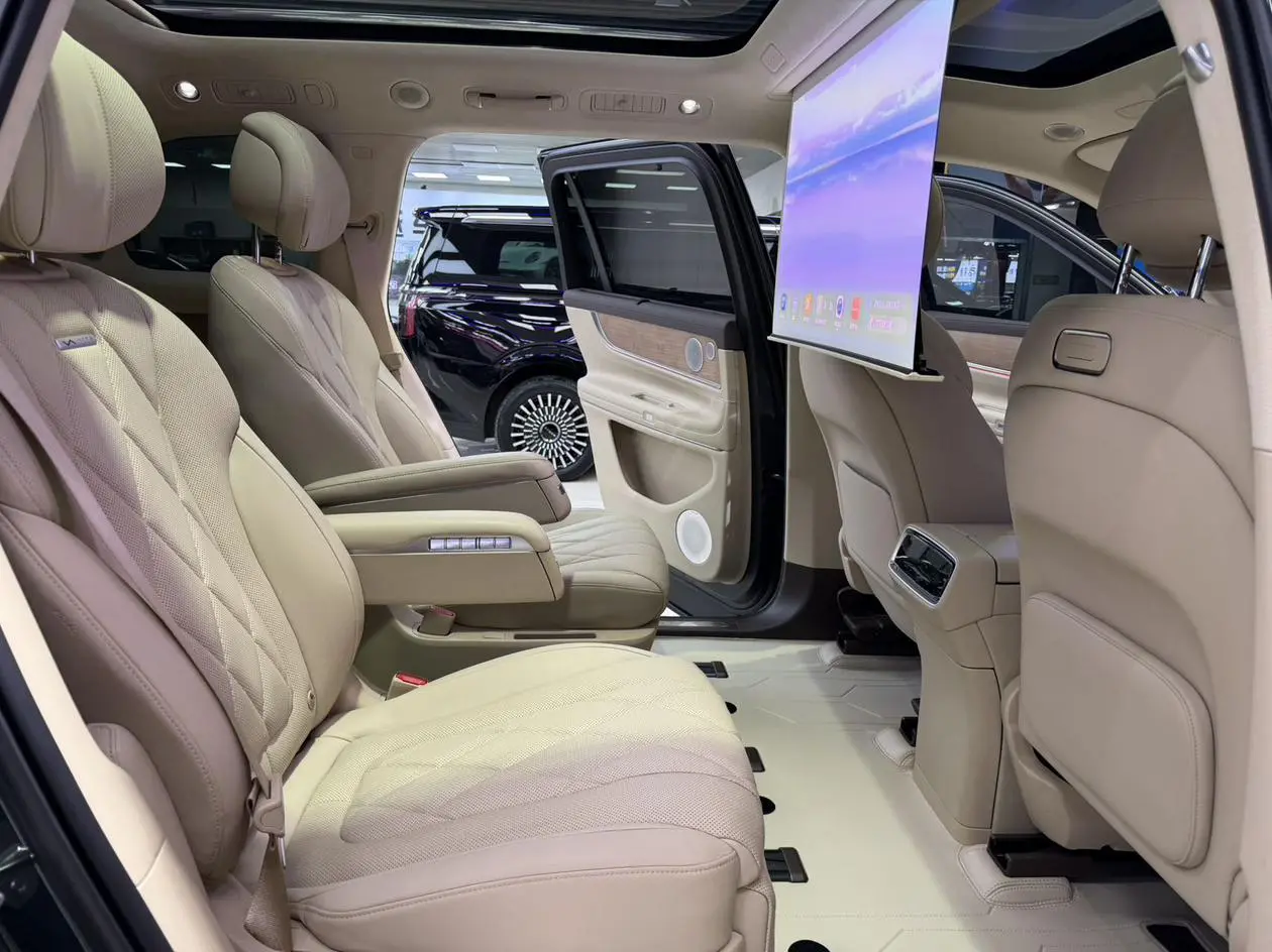 AITO Ask the world M9 Extended range Ultra six-seater version