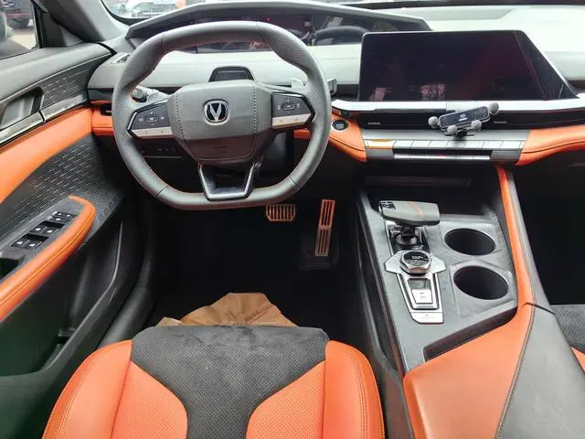 Changan Changan UNI-V 1.5T Sports version