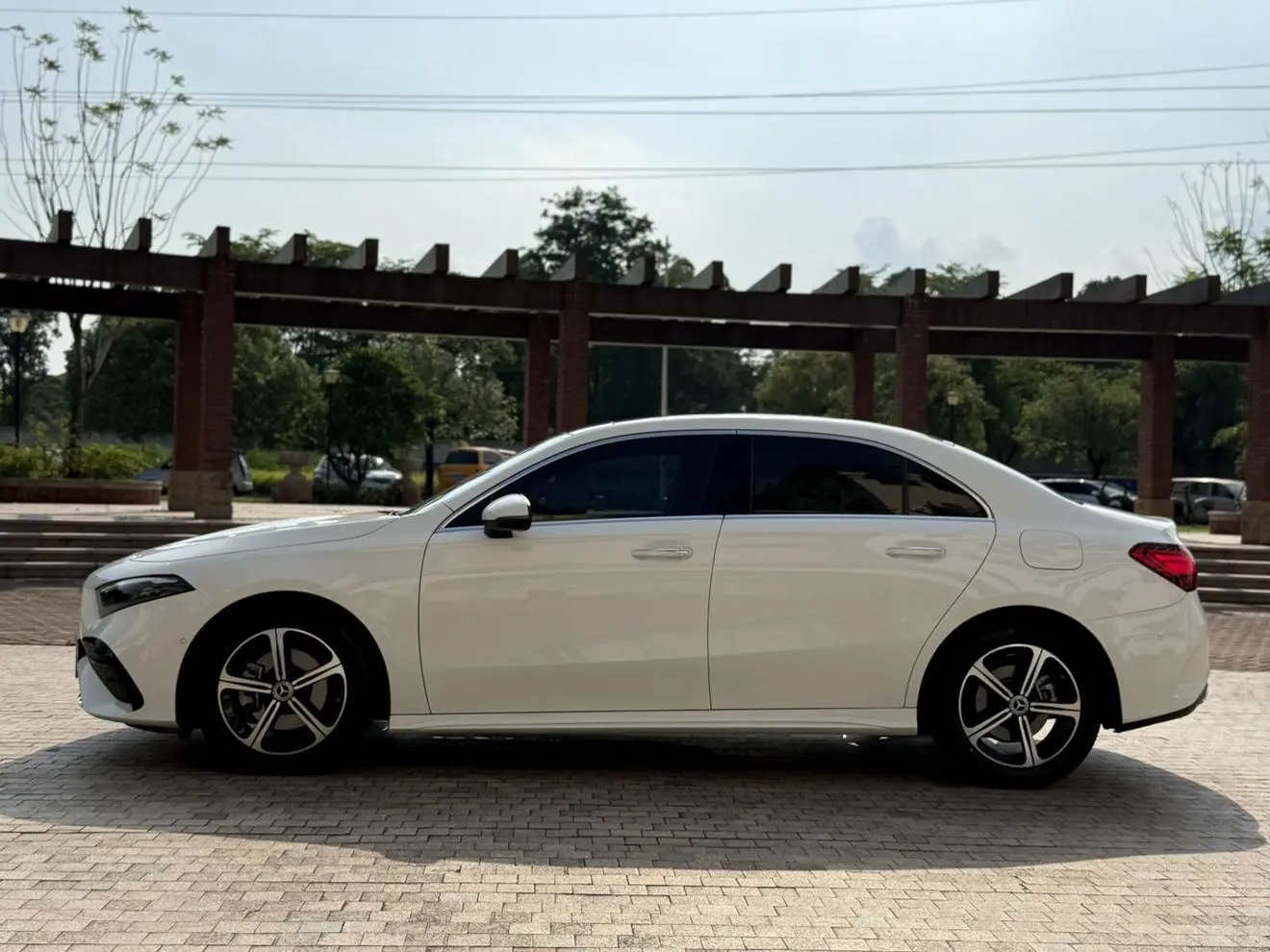 Mercedes-Benz Mercedes-Benz A-class Facelift A 200 L fashion version
