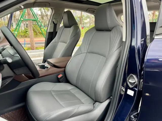 TOYOTA Ling Fang HARRIER 2.0L CVT two-wheel drive exclusive edition
