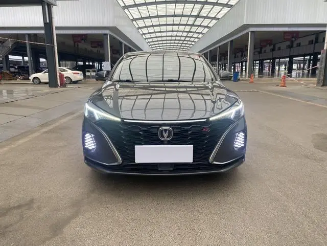 Changan Yidong PLUS Blue Whale NE 1.4T GDI DCT Flagship