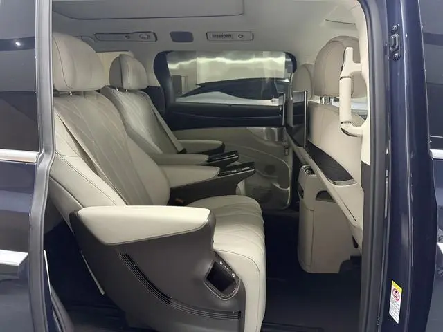 Denza Denza D9 DM Smart driving version 1020 four-wheel drive flagship model