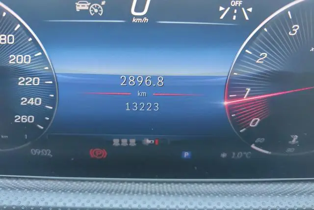 Mercedes-Benz Mercedes-Benz A-class A 200 L sports sedan fashion Version