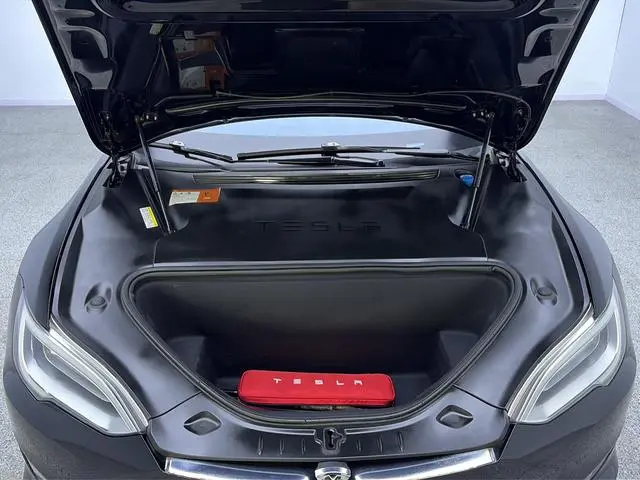 Tesla Model S 60