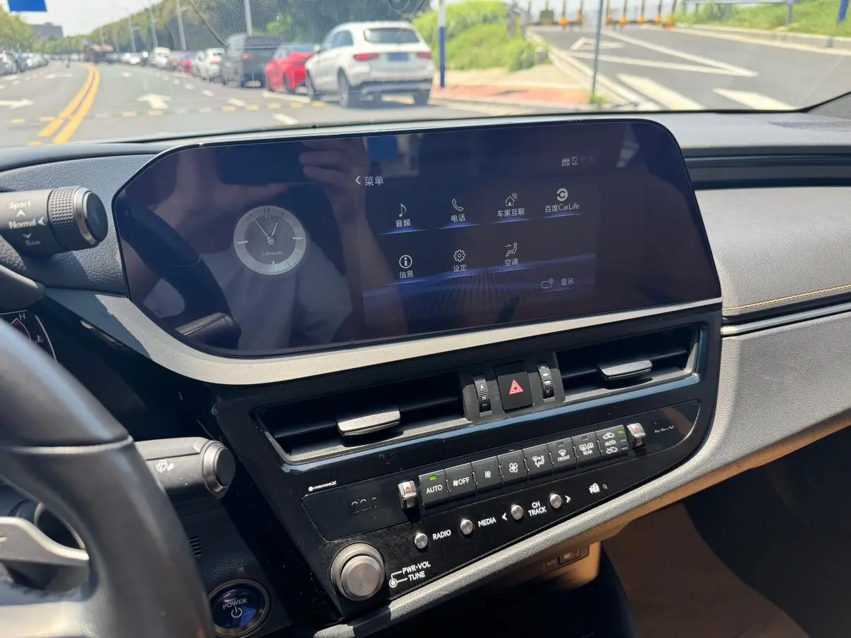 Lexus Lexus ES 300h Excellent Edition
