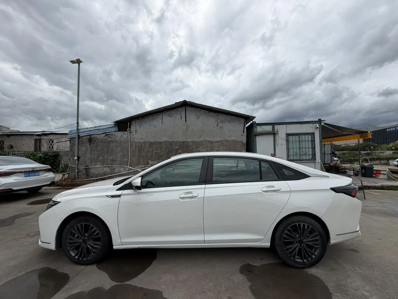 Dongfeng Fengshen Yi Hyun MAX 1.5T Xingchi Version