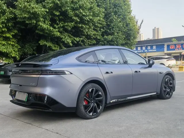 Dongfeng eπ eπ007 Pure electric 540 four-wheel drive Max version