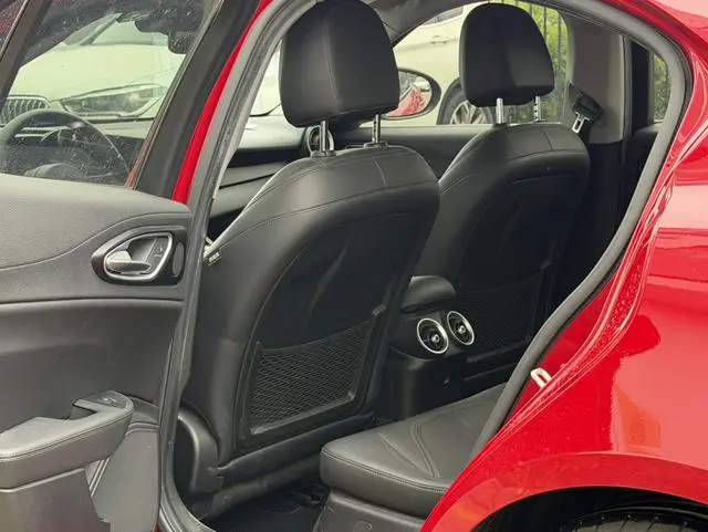 Alfa Romeo Giulia 2.0T 200HP Elite Edition