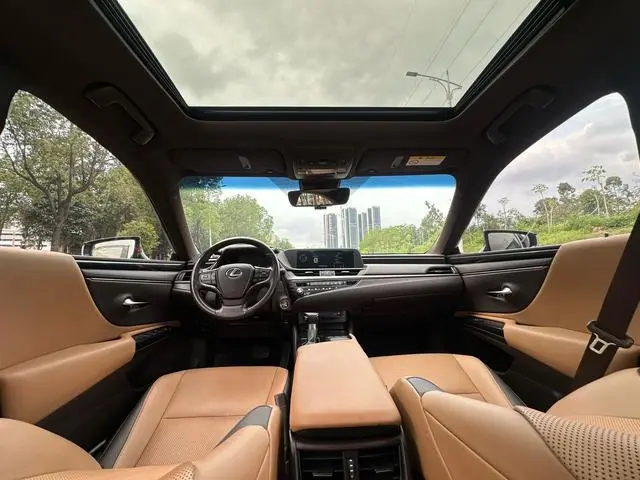 Lexus Lexus ES 200 Excellent Edition