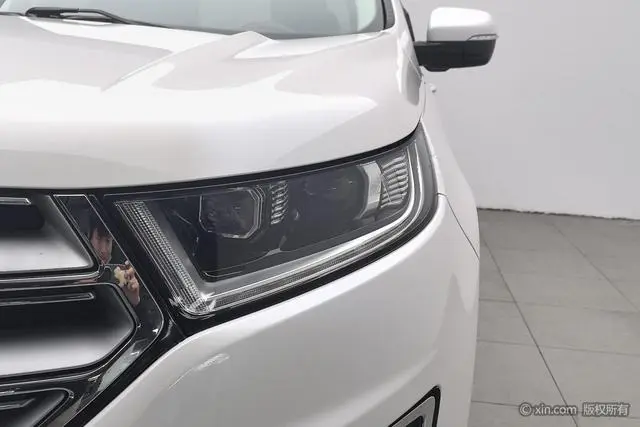 Ford Sharp World EcoBoost 245 two-wheel drive Hao Rui type 7-seater country V