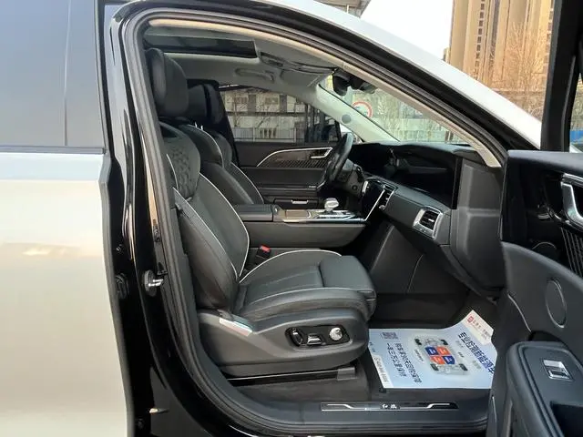 Hongqi Hongqi E-HS9 690km Flag Enjoy edition six seats