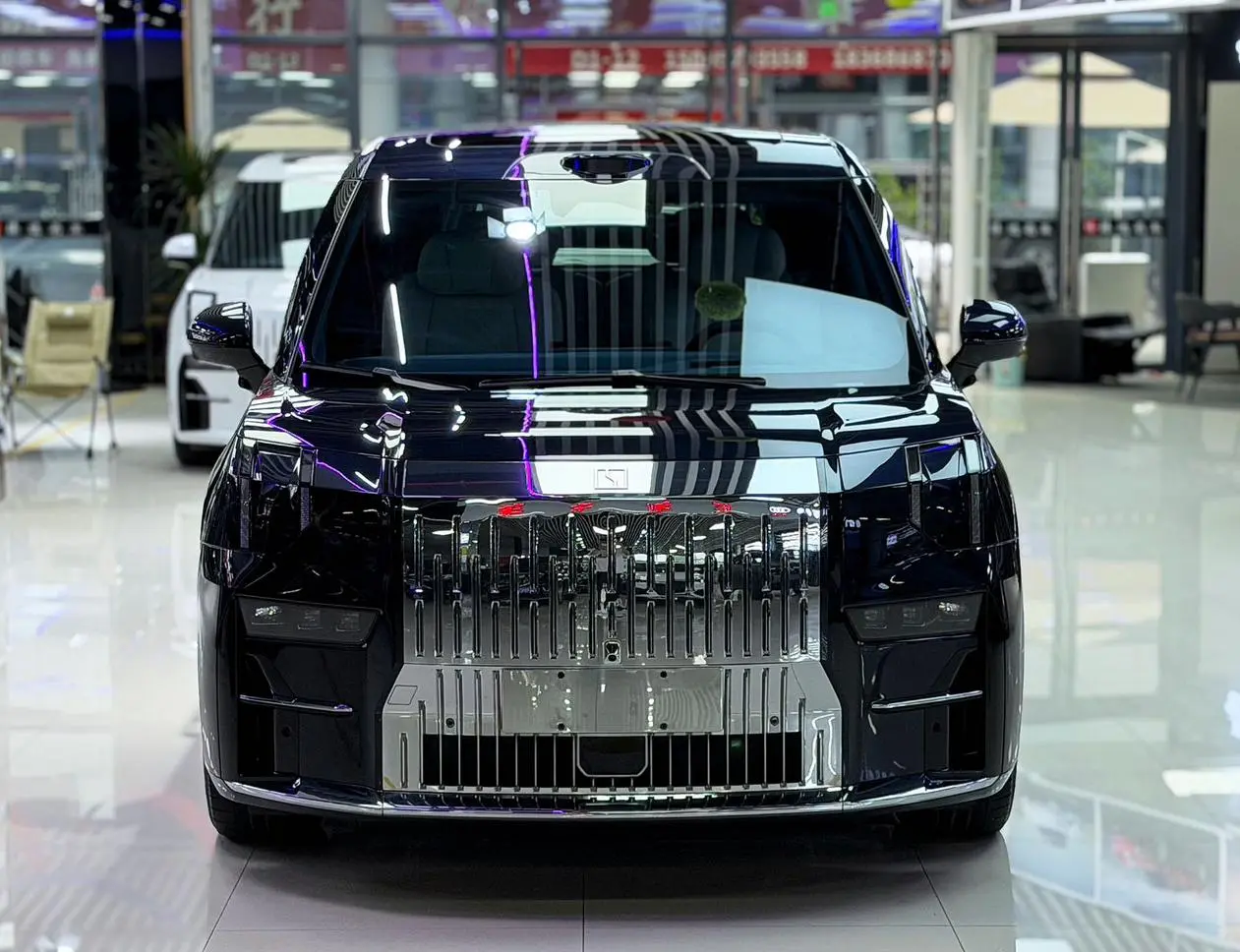 ZEEKR ZEEKR 009 Six-seater executive edition four-wheel drive 108kWh