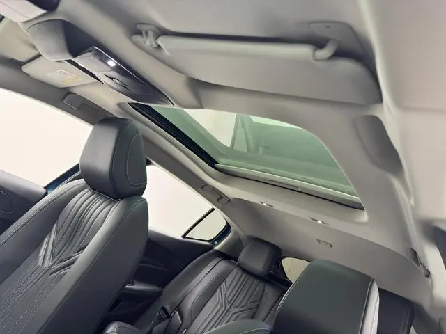 Peugeot Peugeot 408X 1.6T Gravity Version