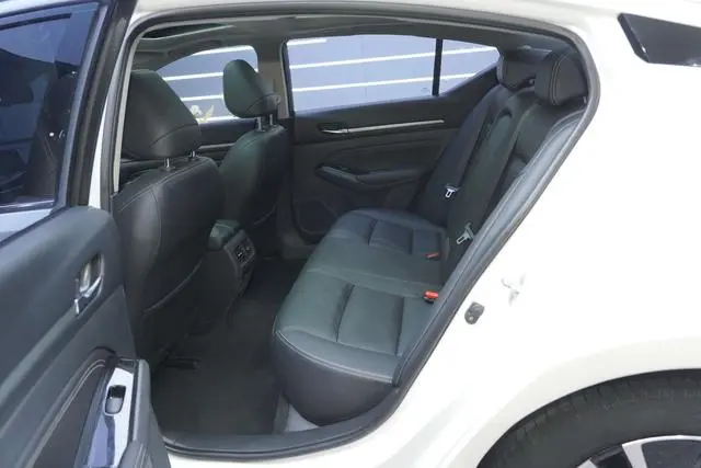 Nissan Teana 2.0 L XL Upper AD1 Smart Line Pilot Edition