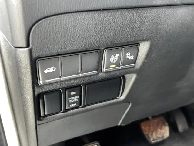 Infiniti Infiniti QX80 5.6L 4WD
