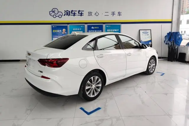 Chevrolet Cruze 320 Automatic Enjoy Edition