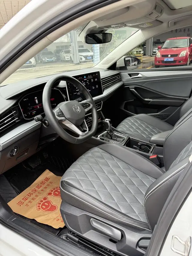 Volkswagen Sagitar 280TSI DSG Beyond Edition