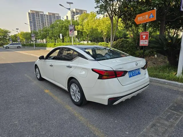 Nissan Teana 2.0 L XL Comfort Edition
