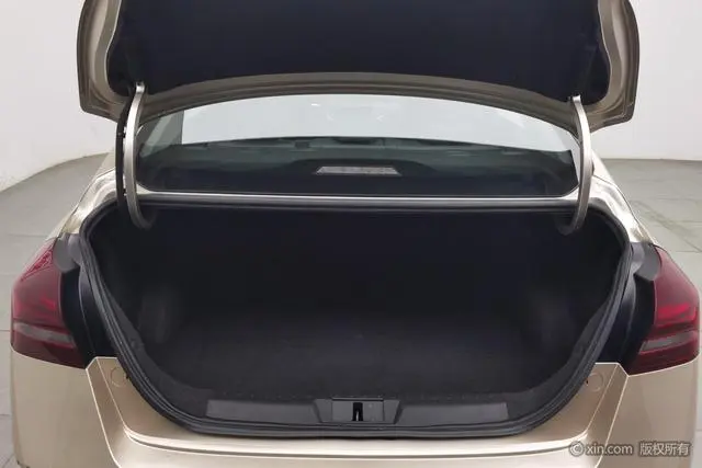 Geely Emgrand UP 1.5L CVT luxury