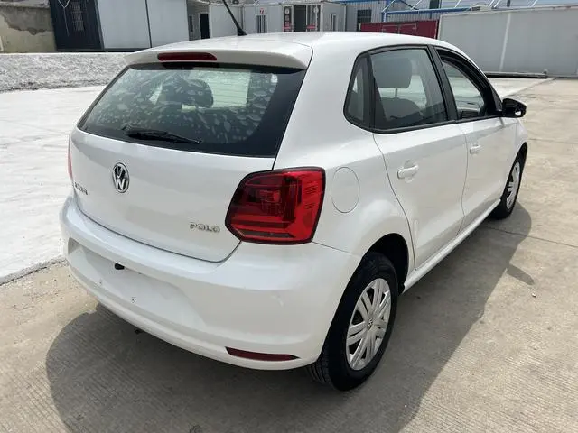 Volkswagen Polo 1.4L automatic fashion type