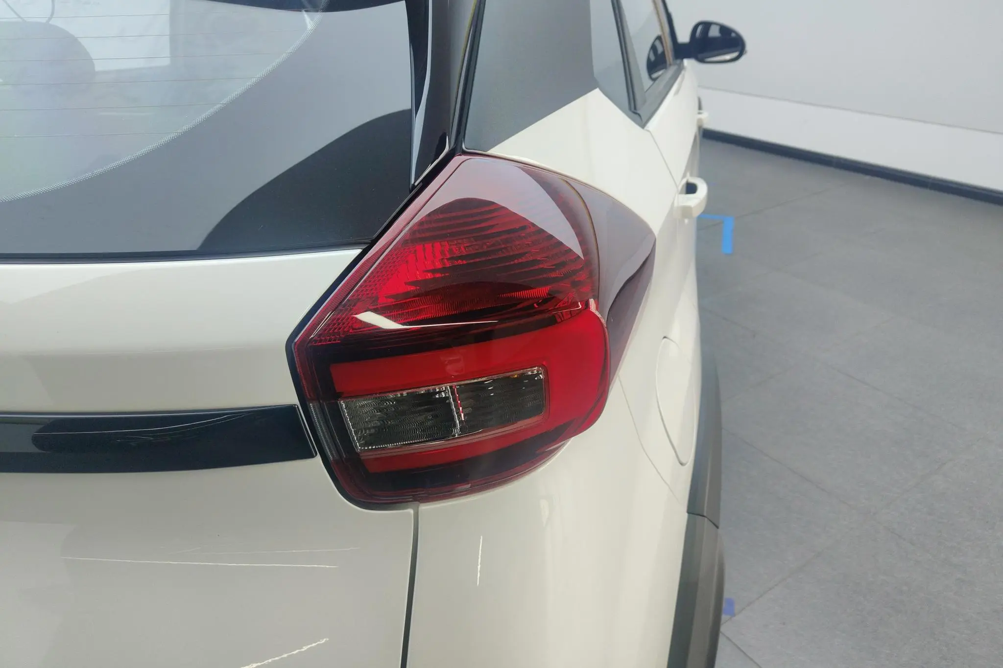 Chery Fulwin Tiggo 3x Diamond version 1.5L manual 2 carats