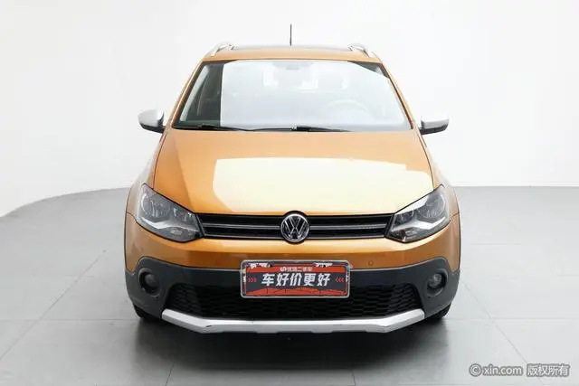 Volkswagen Polo 1.5L Cross Polo automatic