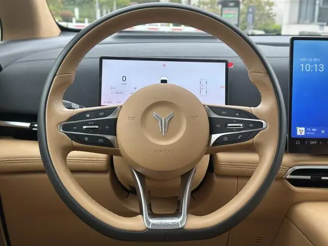 VOYAH Lantu Dreamer PHEV Four-wheel drive flagship Kunpeng Edition