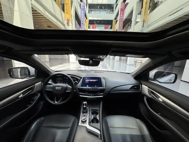 Cadillac Cadillac CT5 28T luxury