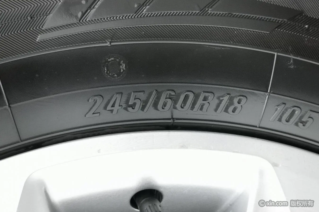 Changan Changan CS95 2.0T two-wheel drive Zhiyuan version