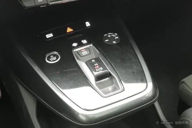 Audi Audi Q4 e-tron 50 e-tron quattro Creation Edition