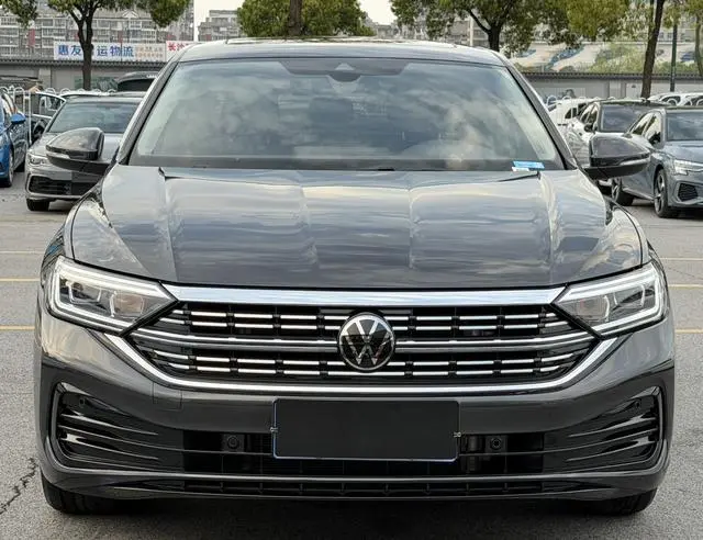 Volkswagen Sagitar 200TSI DSG Beyond Edition