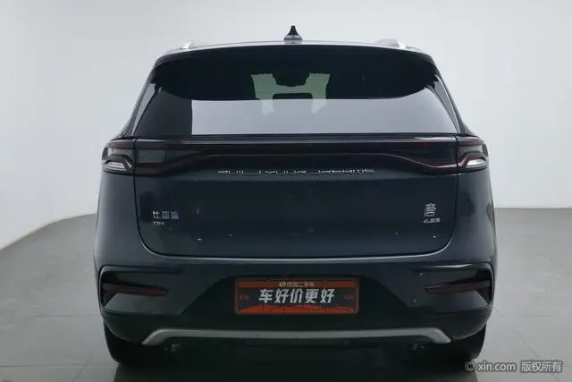 BYD Tang DM DM 2.0T four-wheel drive high-performance version of the Genesis flagship