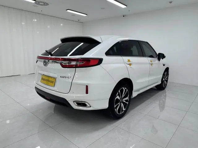 Honda Honda UR-V 240TURBO two-wheel drive deluxe edition Country V