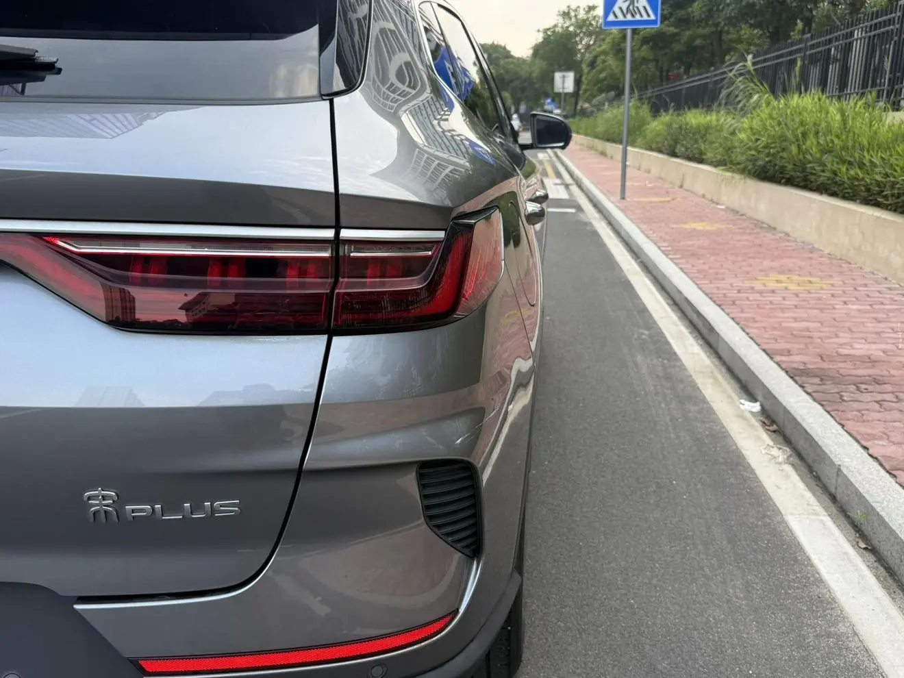 BYD Song PLUS DM DM-i 110KM two-wheel drive flagship PLUS