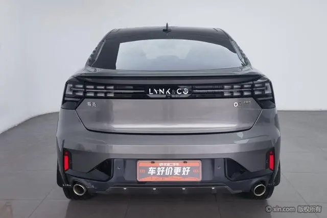 LYNK & CO Lynk 05 2.0TD four-wheel drive Halo