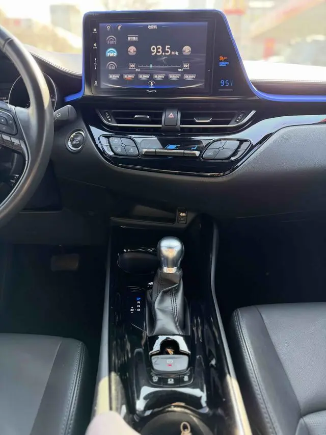 TOYOTA IZOA 2.0L Yichi Edition Country VI