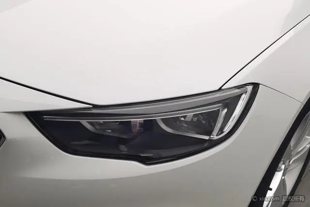 Buick Regal 20T Elite Country V
