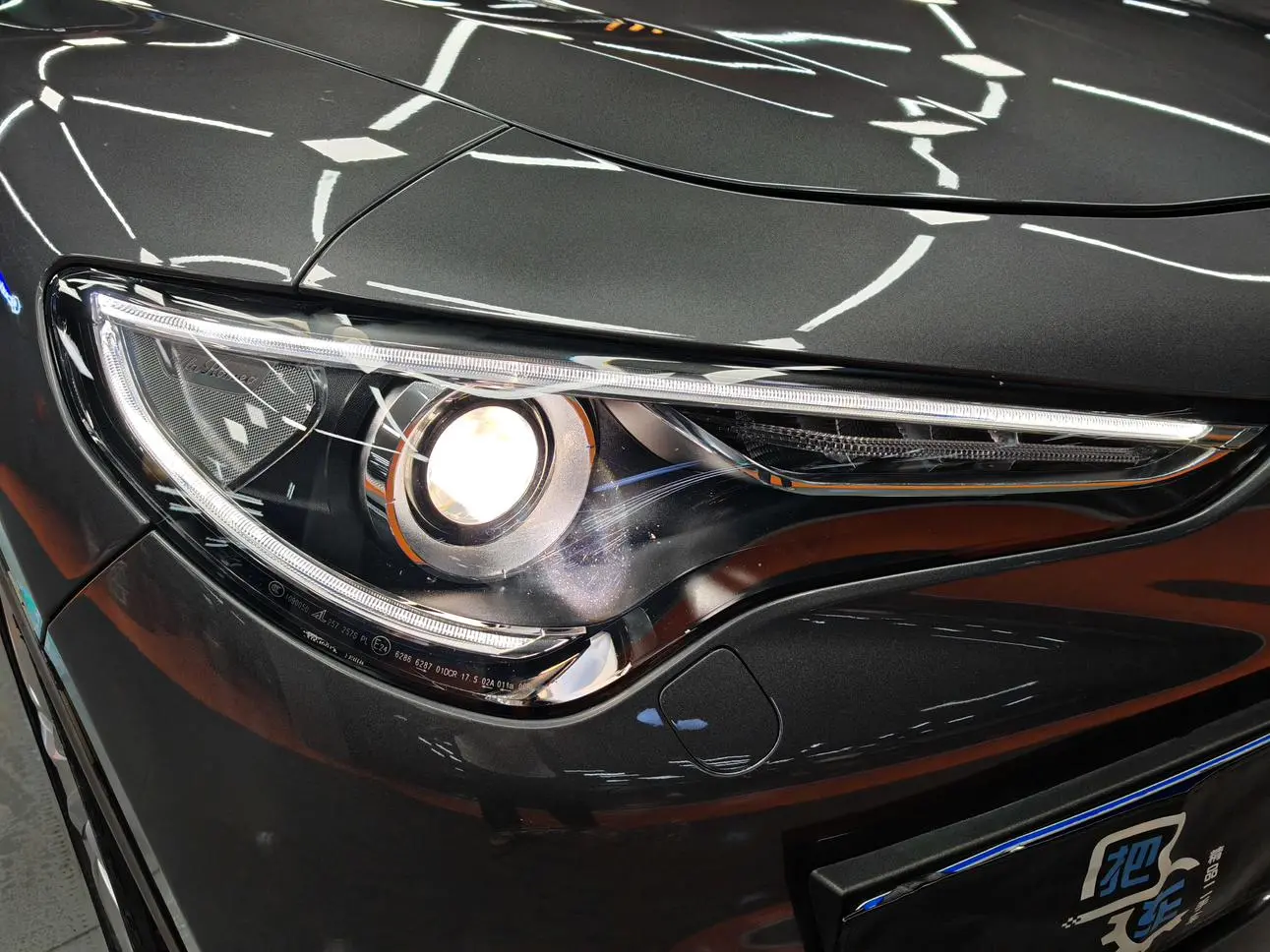 Alfa Romeo Stelvio 2.0T 280HP Deluxe Edition