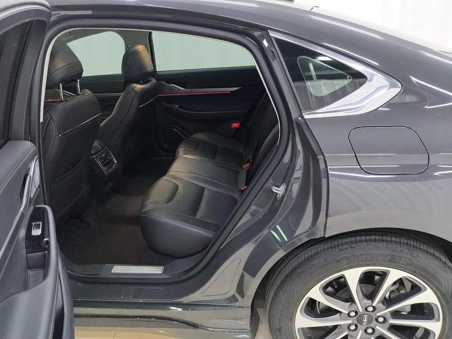 Lincoln Lincoln Z i Enjoy Premium Edition