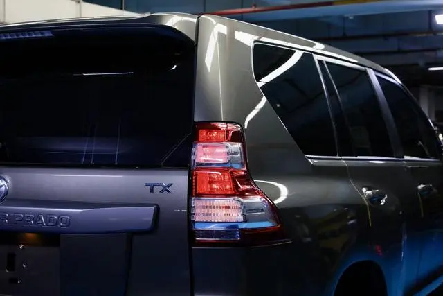 TOYOTA Prado 2.7L automatic standard version