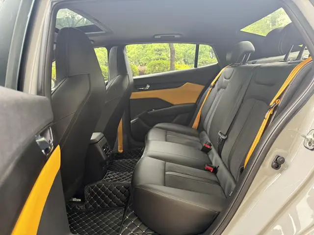 Dongfeng Fengshen Yi Hyun 1.5T Automatic Dreamcatcher Edition