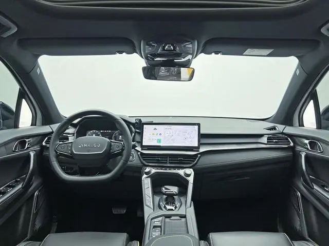LYNK & CO Lynk 06 Remix 1.5T Jin Halo