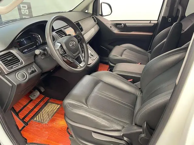 Maxus Chase G10 2.0T gasoline Automatic Elite Edition 7 seats