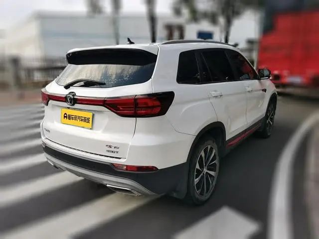 Changan Changan CS75 Glory Million Edition 280T DCT Pilot Type