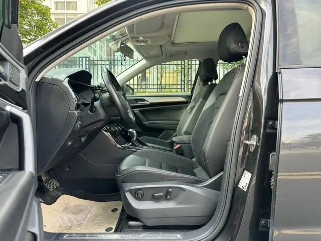 Volkswagen Tanyue 330TSI two-wheel drive luxury country VI